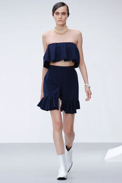 Look 5